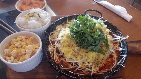 Newway Karaoke Restaurant - Tourism Noosa 0