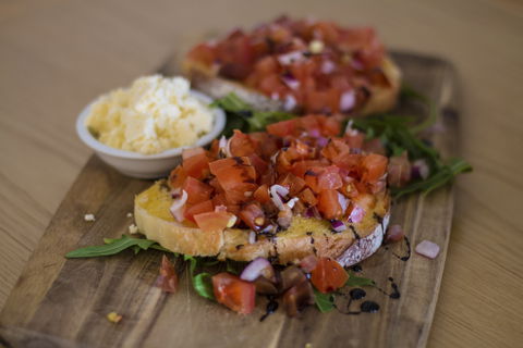 Sports Cafe - Tourism Noosa 0
