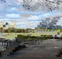 Tee's Clubhouse - Tourism Noosa