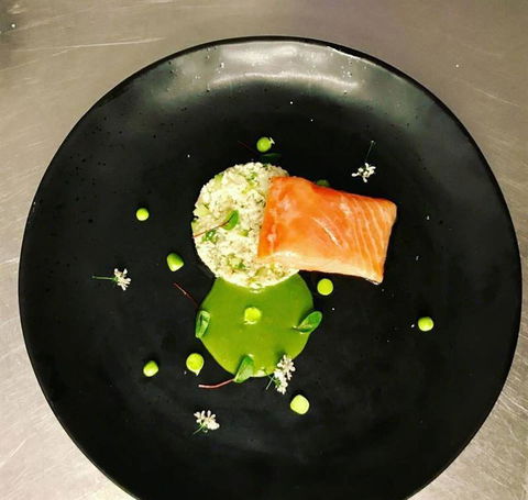 A Treat Of France - Tourism Noosa 6