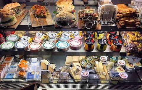 Millthorpe Providore - Tourism Noosa 3