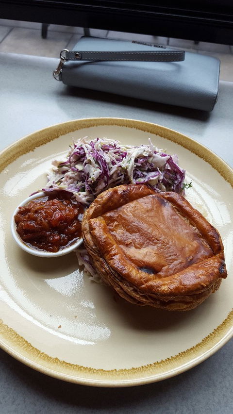 Abbots And Kinney - Tourism Noosa 2