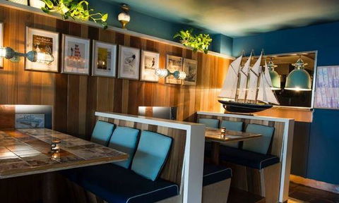 Tackleshack - Tourism Noosa 6
