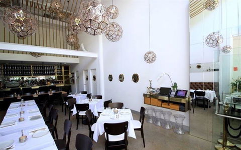 Aristotle's Neutral Bay - Tourism Noosa 23