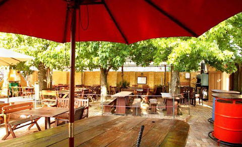 Ken's Humble Pie Shop - Tourism Noosa 1