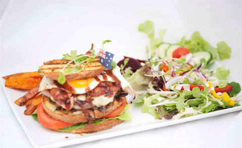 Ken's Humble Pie Shop - Tourism Noosa 6