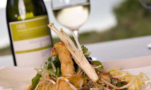 Bunkers Beach House - Tourism Noosa 9