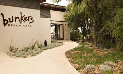 Bunkers Beach House - Tourism Noosa 15