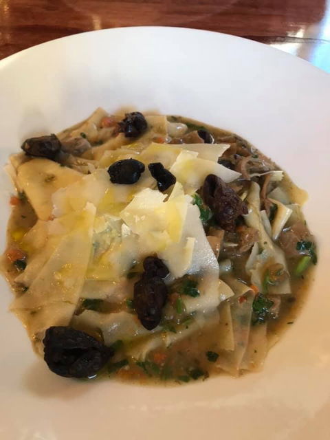 Foglia Di Fico - Tourism Noosa 4