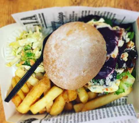 Edison’s Burger Bar - Tourism Noosa 3