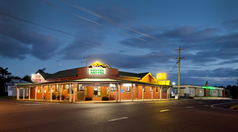 Lamington Hotel Motel - Tourism Noosa 1