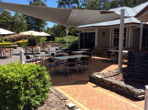The Bunker Bar & Bistro - Tourism Noosa 4