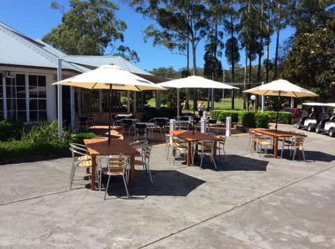 The Bunker Bar & Bistro - Tourism Noosa 5