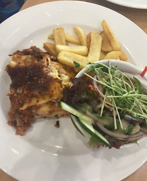 Cherry Street Sports Club - Tourism Noosa 4