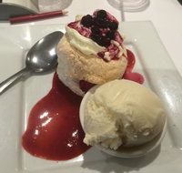 York Hotel - Tourism Noosa