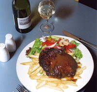 Bridge Hotel Bistro - Tourism Noosa