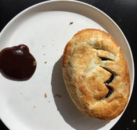 Devil's Den Cafe and Takeaway - Tourism Noosa