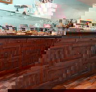 Retro Fudge Bar - Tourism Noosa