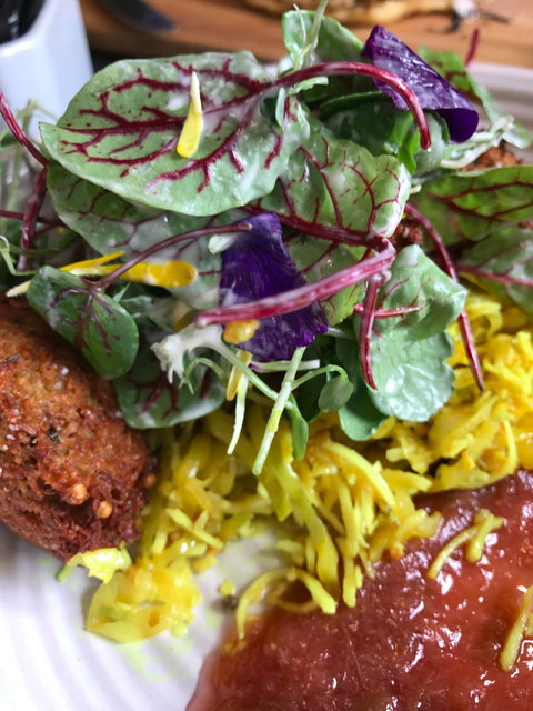 Famished On Frasers - Tourism Noosa 3