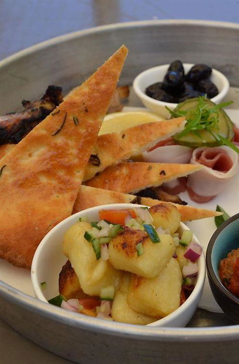FOS Kitchen & Bar - Tourism Noosa 4