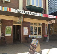 Out The Back Cafe - Tourism Noosa