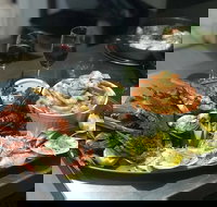 Albany Chalets Cafe - Tourism Noosa