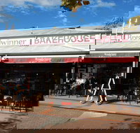 Breadwinner Bakehouse - Tourism Noosa