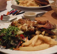 Enfield Hotel Restaurant - Tourism Noosa