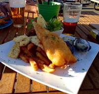 The Lighthouse Wharf Hotel - Tourism Noosa