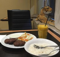 Top Shopz Curry Corner - Tourism Noosa