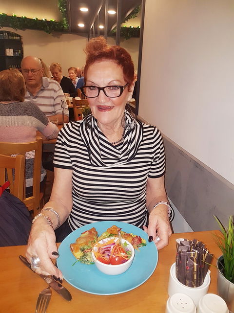 42nd Street Cafe - Tourism Noosa 2