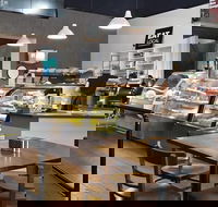 D  M's Bakery Cafe - Tourism Noosa