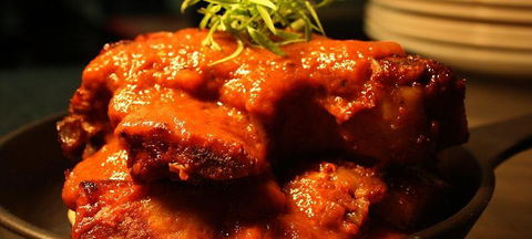 Village Lane Cafe & Wine Bar - Tourism Noosa 2
