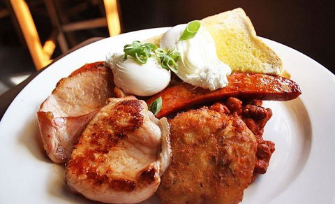 Village Lane Cafe & Wine Bar - Tourism Noosa 8