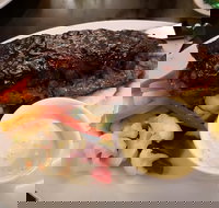 Graziers Steakhouse - Tourism Noosa