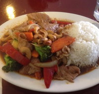 Dee's Vintage Thai Restaurant - Tourism Noosa