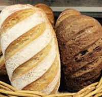 Foxy's Bakery - Tourism Noosa