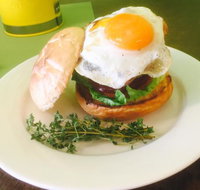 Snackleberry - Tourism Noosa