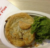 Yatala Pie Shop - Tourism Noosa