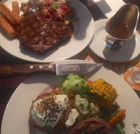 Cattleman's Rest Steakhouse - Tourism Noosa