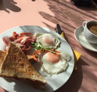 Travellers Rest Cafe - Tourism Noosa
