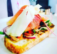 Springs Bistro - Tourism Noosa