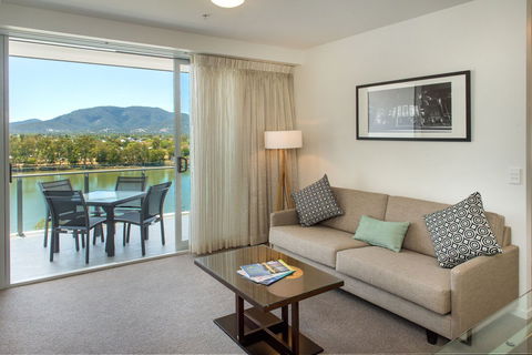 Empire Apartment Hotel - Tourism Noosa 17