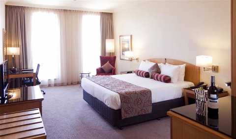 Duxton Hotel - Tourism Noosa 5