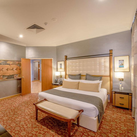 Duxton Hotel - Tourism Noosa 14