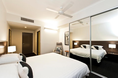 St Catherine's on Park - Tourism Noosa 9