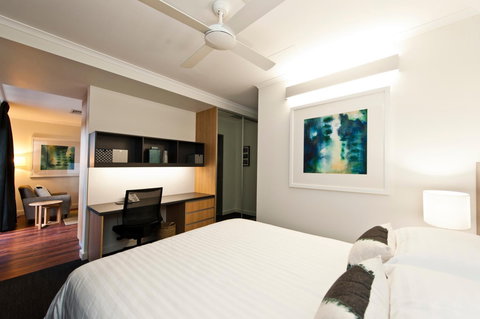 St Catherine's on Park - Tourism Noosa 14