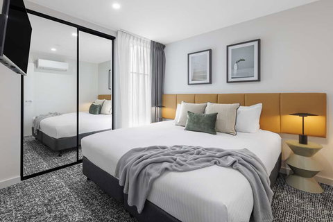 Punthill Essendon North - Tourism Noosa 9