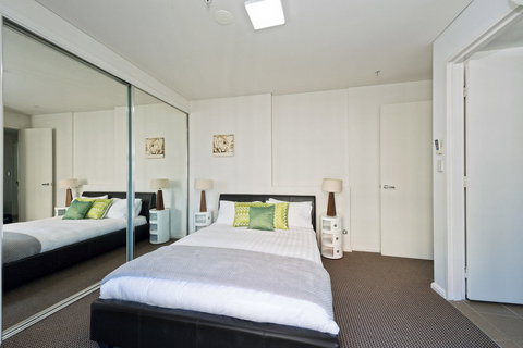 Astra Apartments North Sydney - Tourism Noosa 4