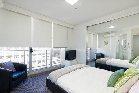 Astra Apartments North Sydney - Tourism Noosa 12